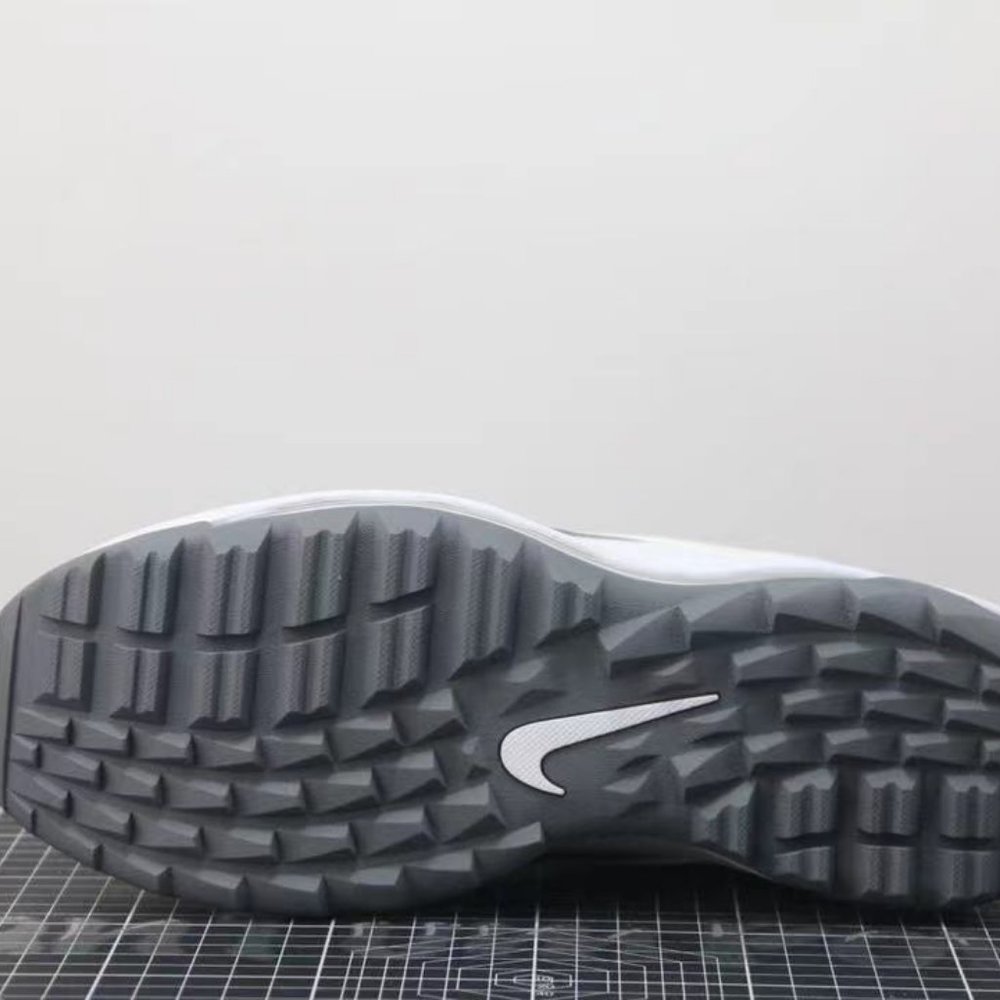 NIKE Air Max 97 Coors Bullet Golf - Picture 4 of 8